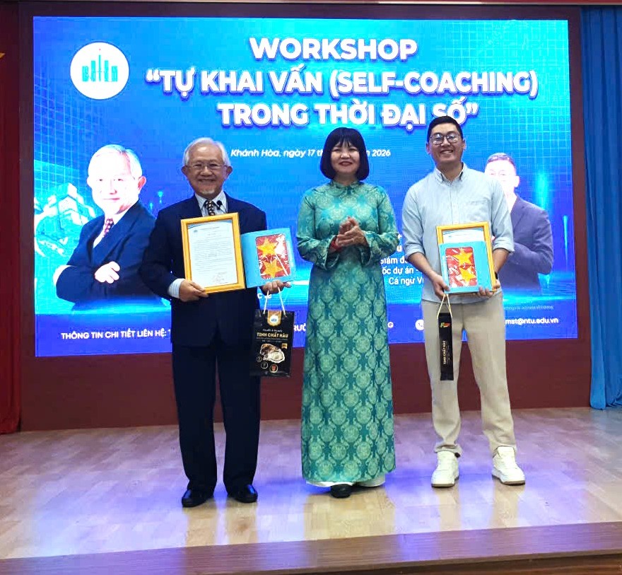 Tự khai vấn- đối diện chính mình để phát huy giá trị thật, phương pháp cần cho mọi giới